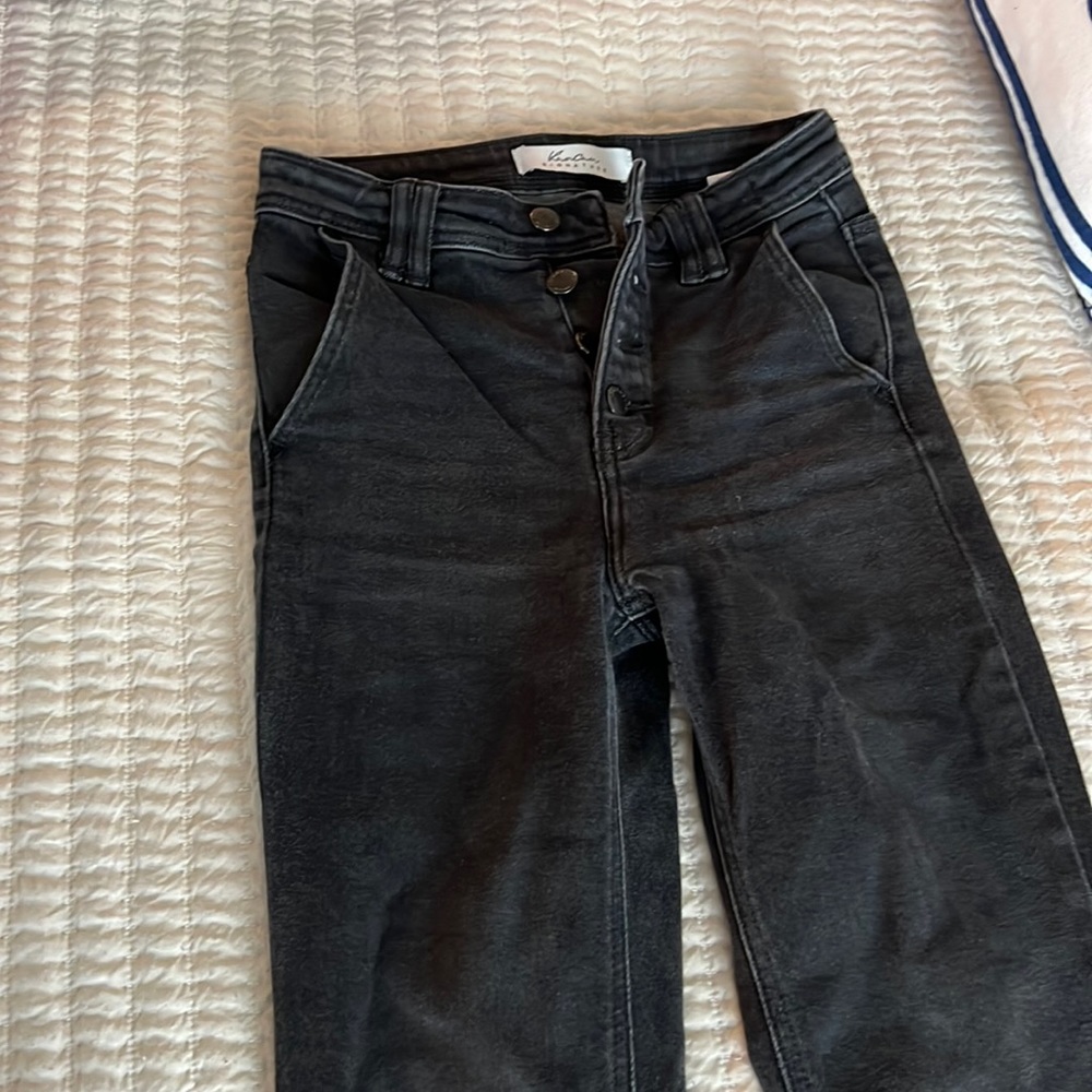 KanCan high waisted five fly bell bottoms.
